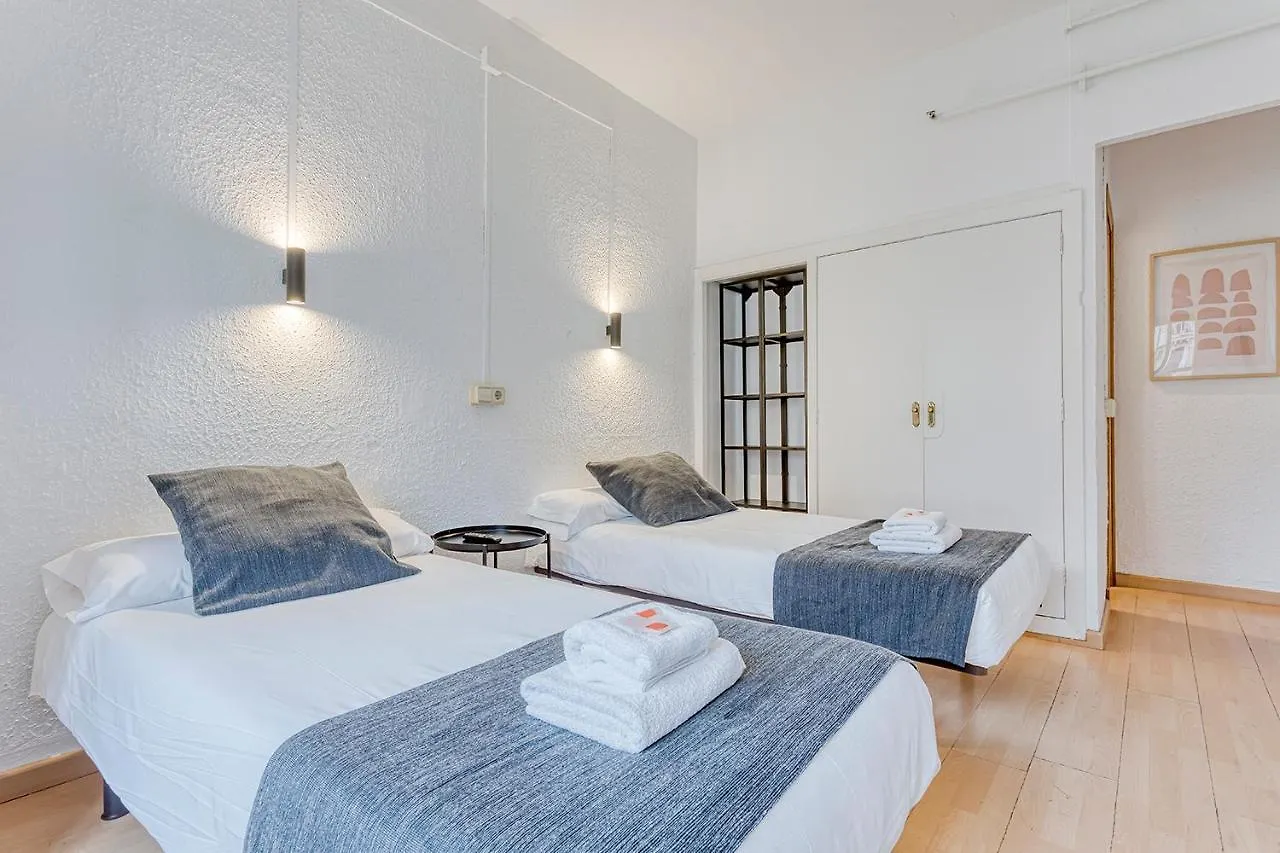 Hostal Bedmates Barcelona 2*,  Spanien