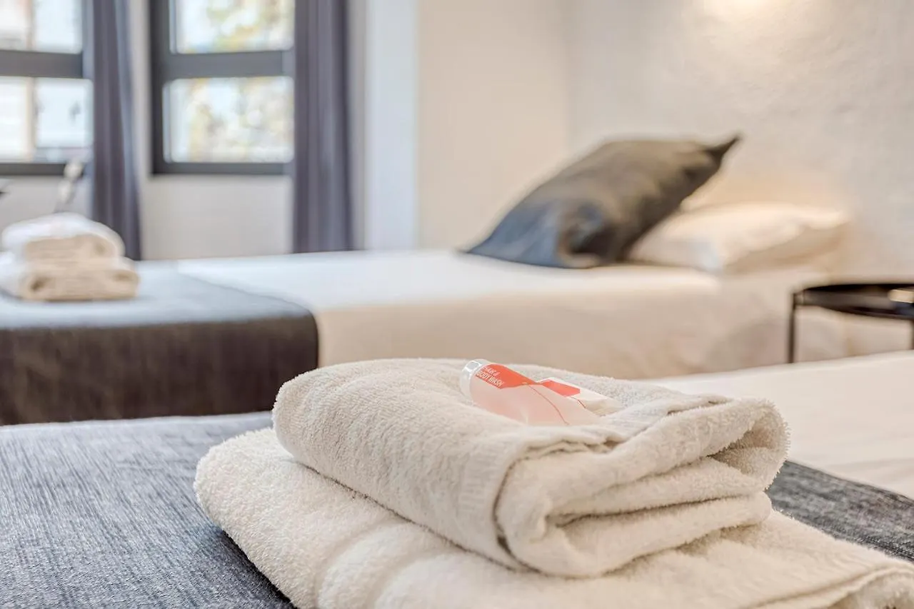 فندق Hostal Bedmates برشلونة